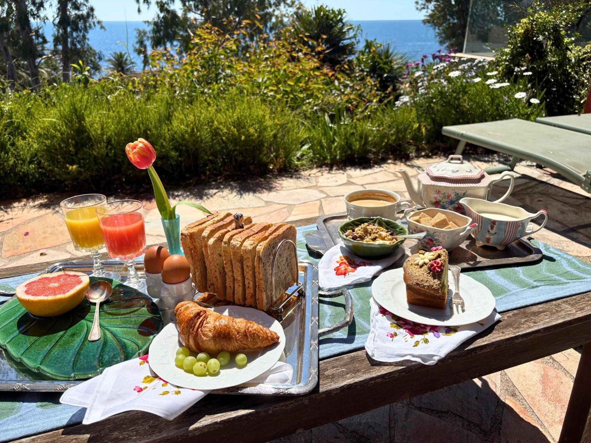 Santa Margarita Bed & Breakfast Saint-Raphael  Exterior photo